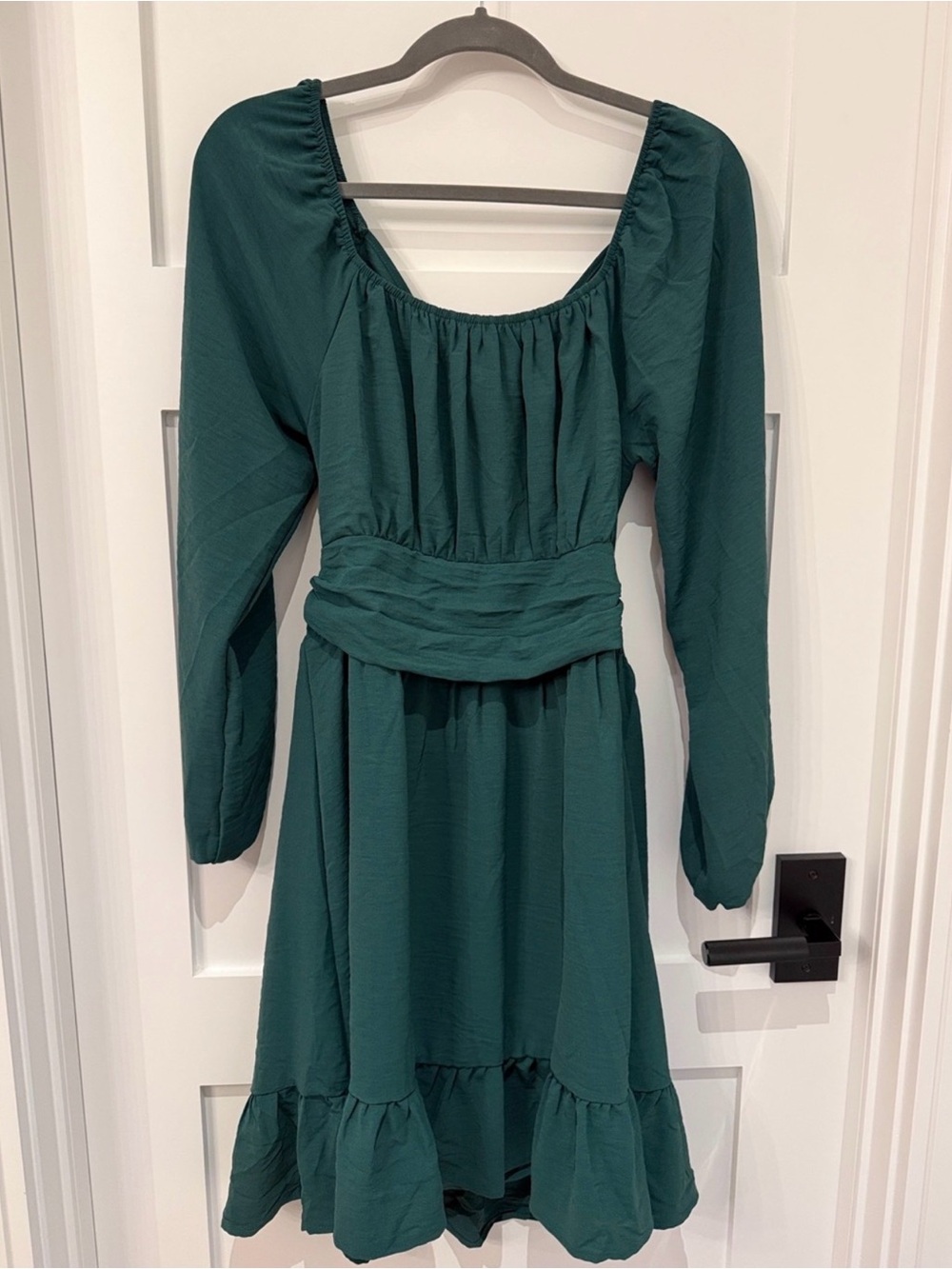 Green Long Sleeve tie back flowy Mini Dress - Picture 3 of 6